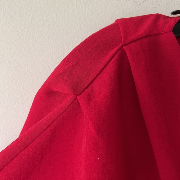 Topshop red blouse, size 2, EUC - Picture 3 of 6